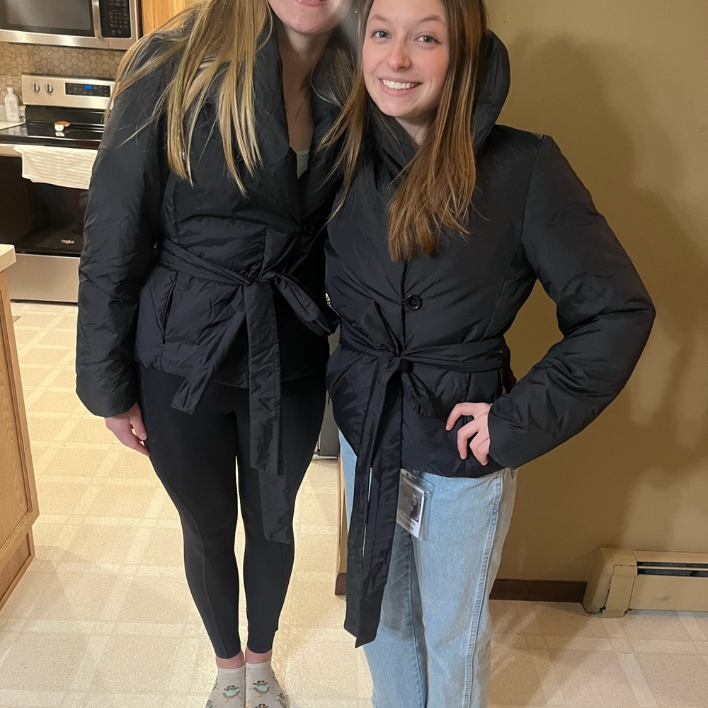 Matching BCBG jackets - Picture 2 of 6